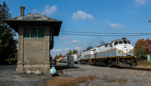 929655 (a): :2048x1166